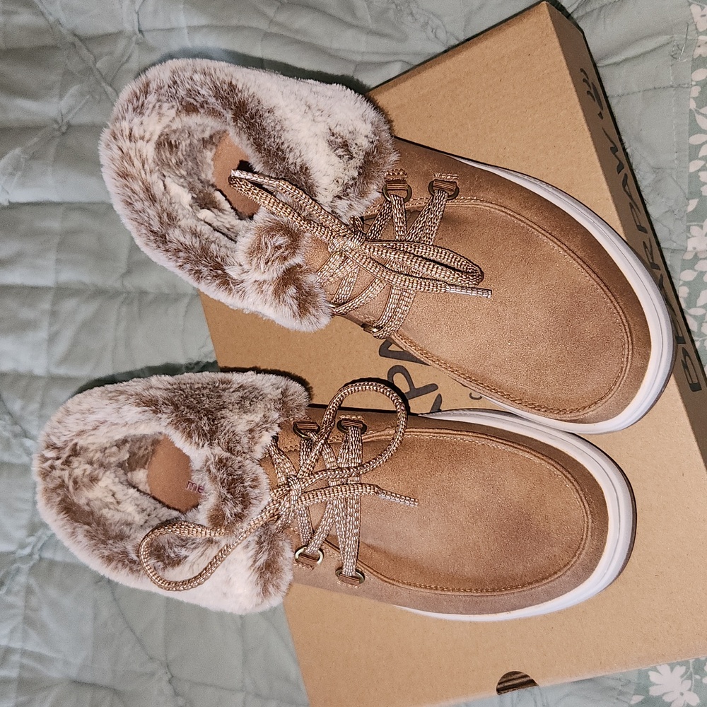 Womens size 8.5 bobs sketches